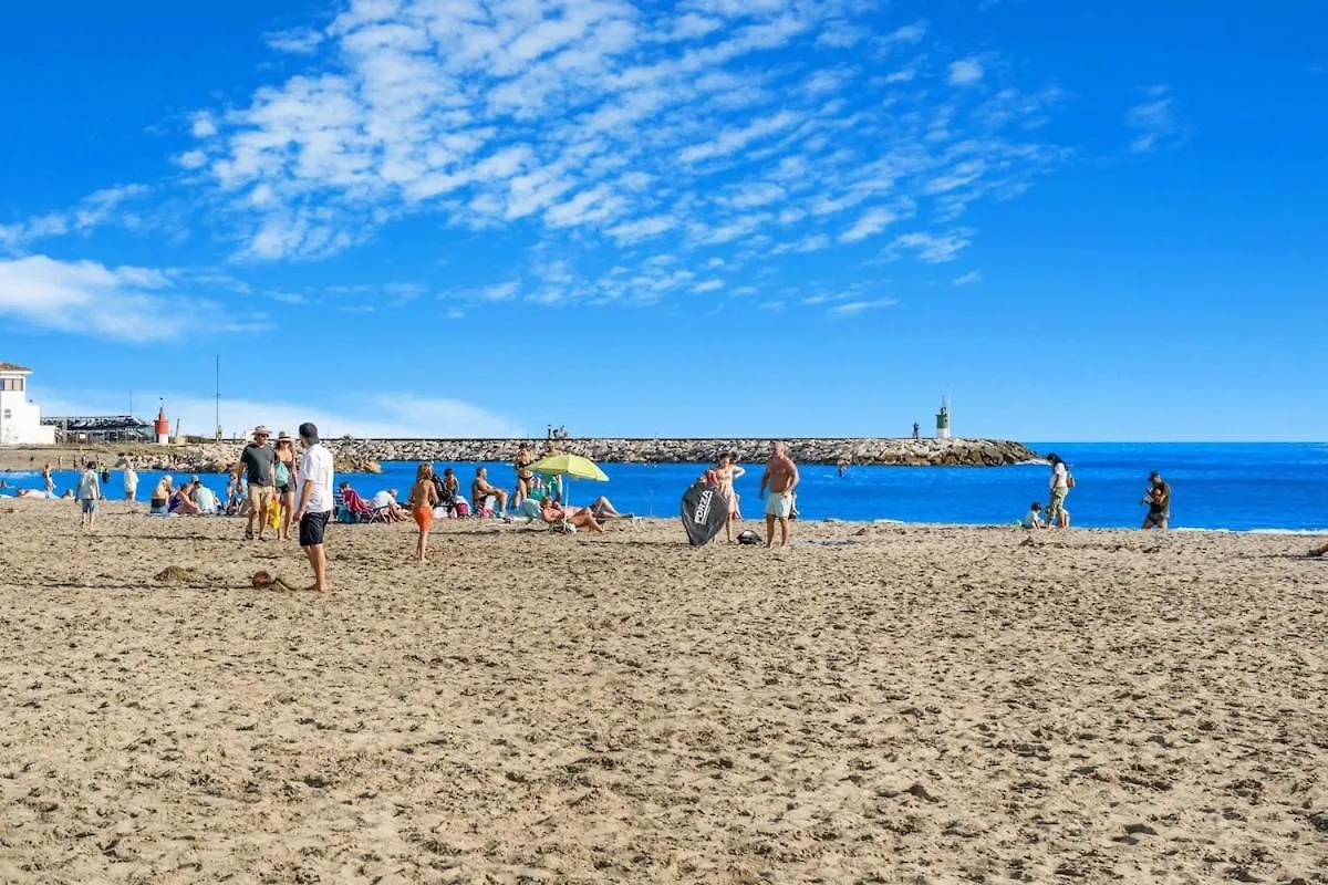 Apartamento De Lujo Con Vista Al Mar Marbella 0*,  Spain